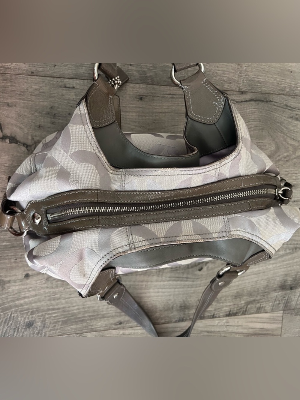 Coach Madison Op Art Hobo Shoulder Bag Silver Purple Lining - Picture 8 of 16